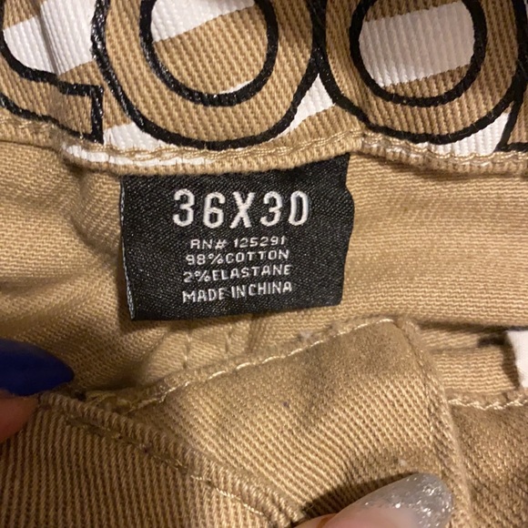 Khaki jeans *NWT* - Picture 8 of 9